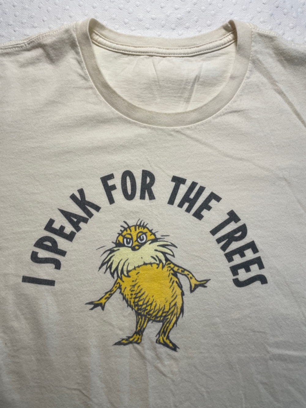 Vintage Dr Seuss LORAX cream medium “I speak for the Trees”
